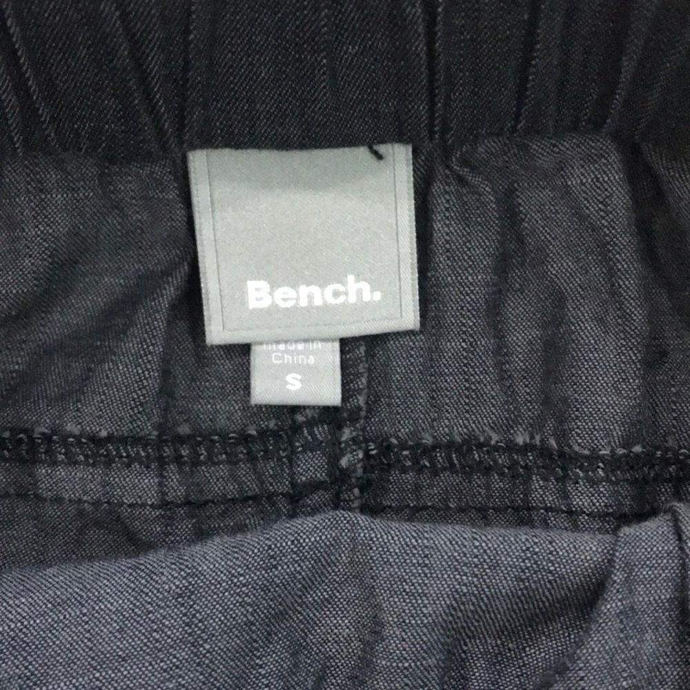 - Bench Sporty Skirt Size S - Picture 4 of 5